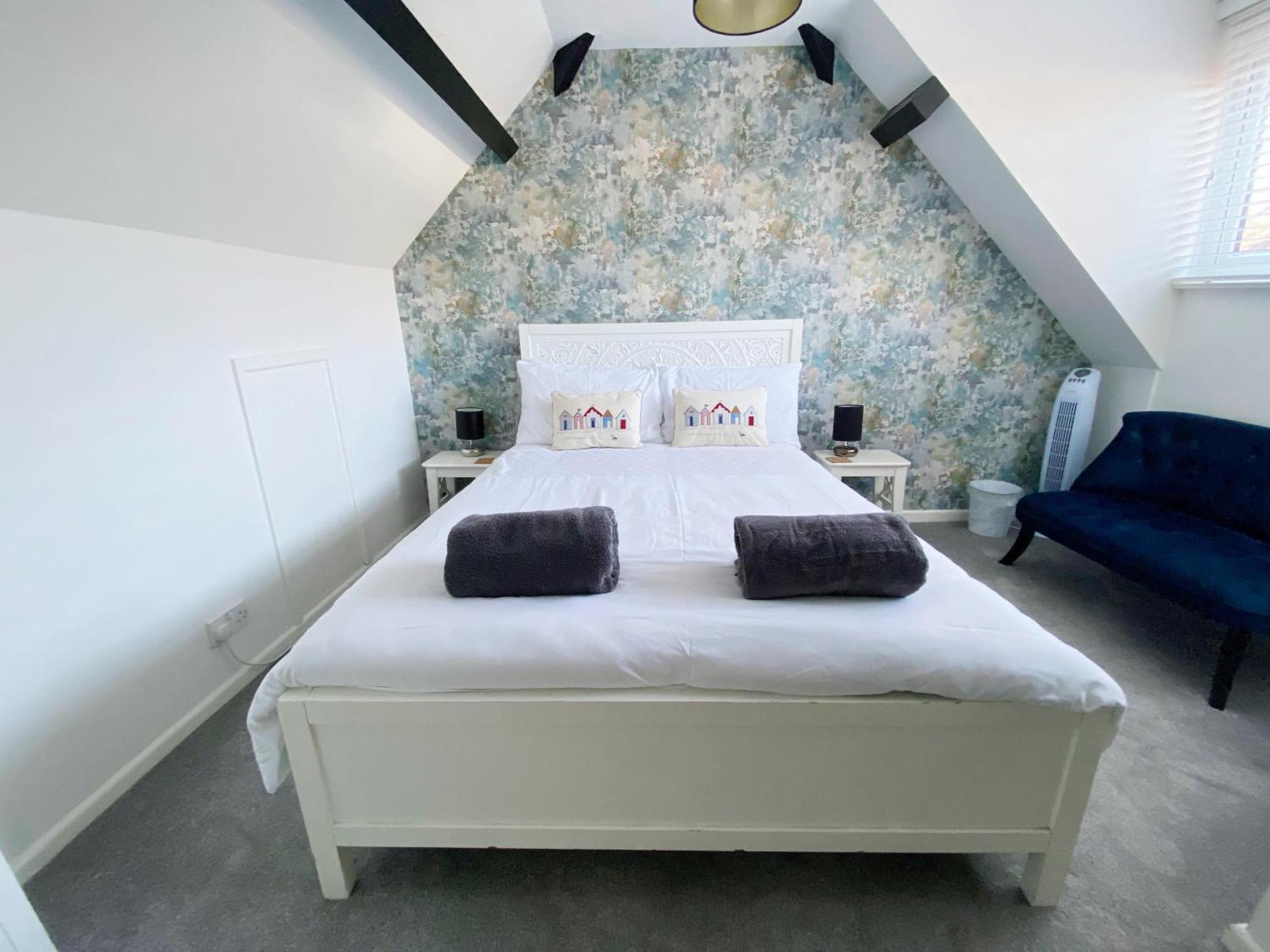 The Beach Hut - 1 Bedroom Apartment Near The Beach Bournemouth Zewnętrze zdjęcie
